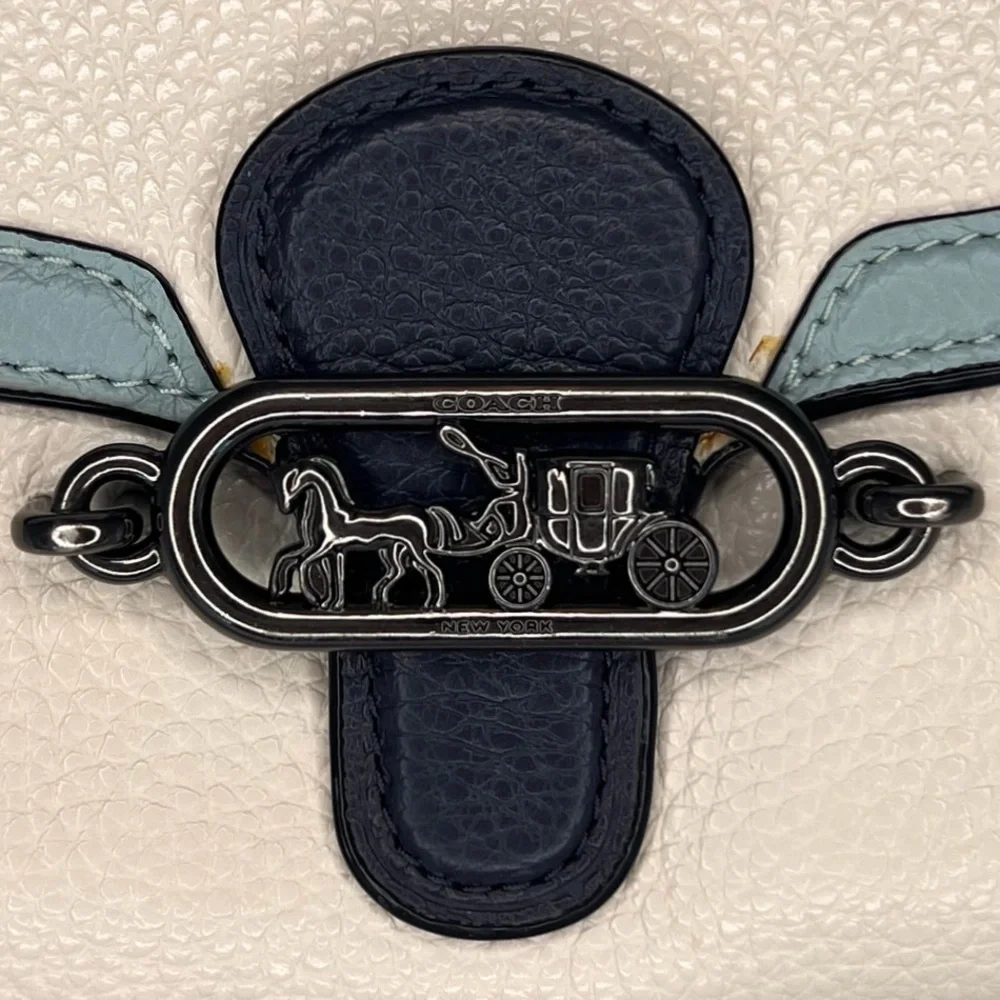Coach beautiful authentic